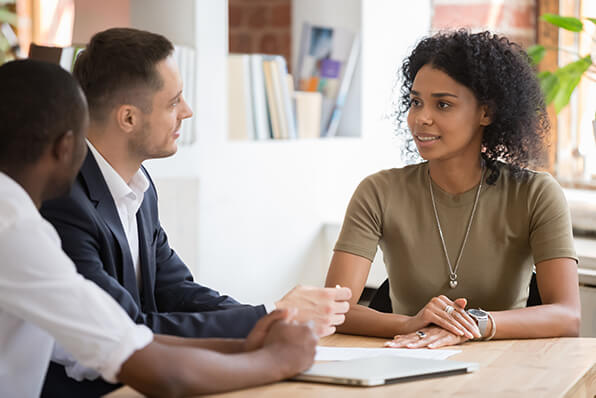 an hr manager has additional responsibilities when it comes to business travel