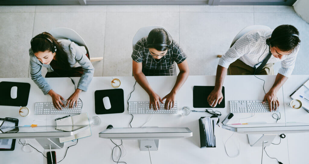 Travel management companies support travellers during a crisis